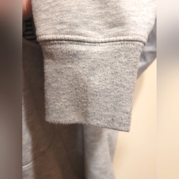 GAP - Zip Up Hoodie - Picture 4 of 5